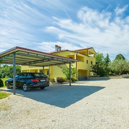 Apartments Terranova ロヴィニ エクステリア 写真