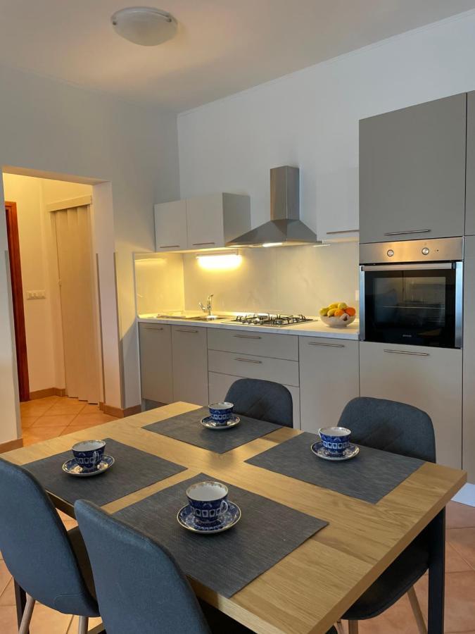 Apartments Terranova ロヴィニ エクステリア 写真
